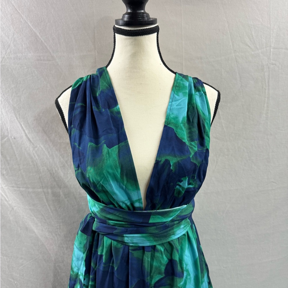 Boho Low Cut V Neck Backless Dress - Picture 6 of 8